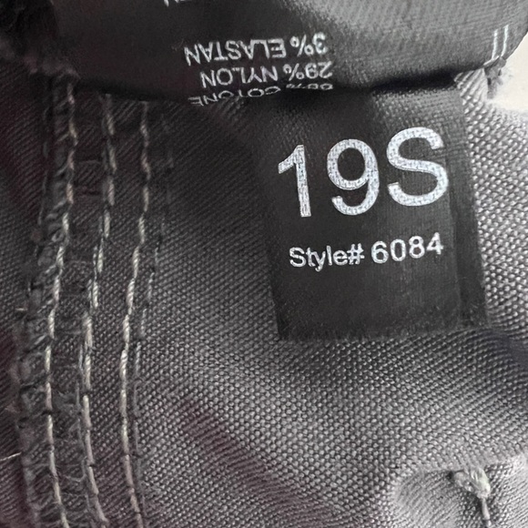 KUHL Splash Cargo Shorts 11” - Picture 5 of 8